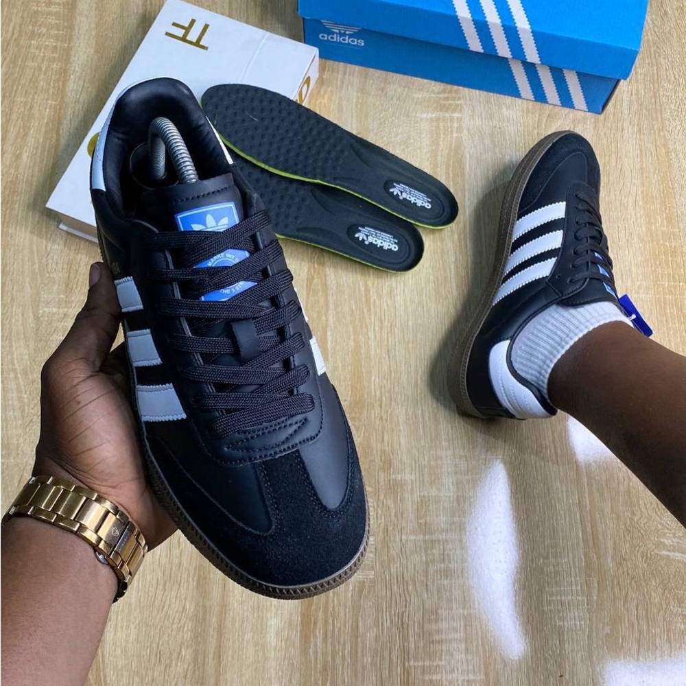 Adidas Samba Sneakers